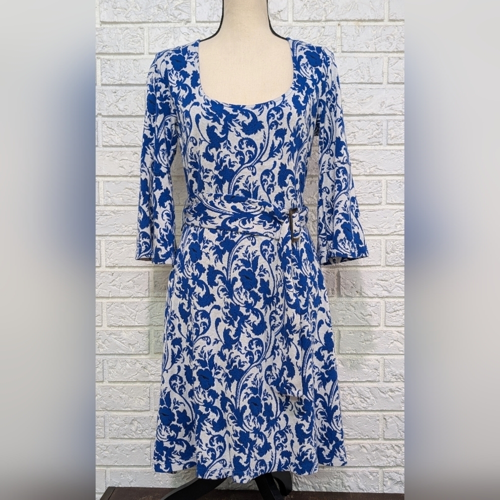 Anthropologie Maeve Leonie Dress Blue & White Bell Sleeve Floral Pullover Sz Med